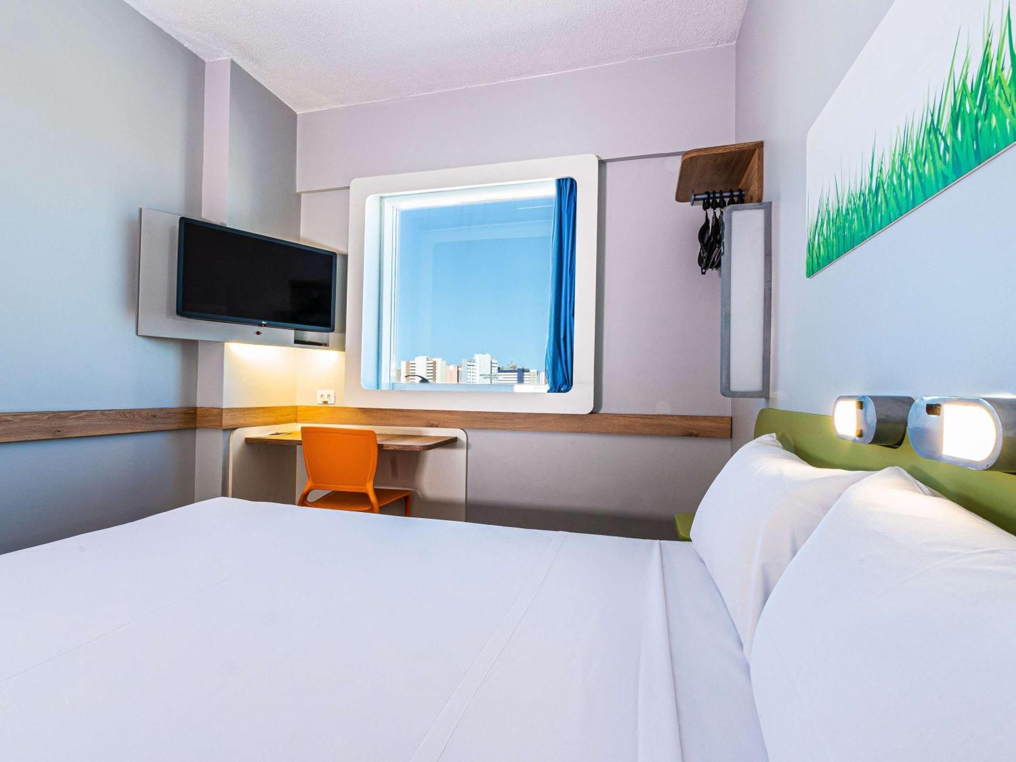 Ibis Budget Fortaleza Praia De Iracema Buitenkant foto