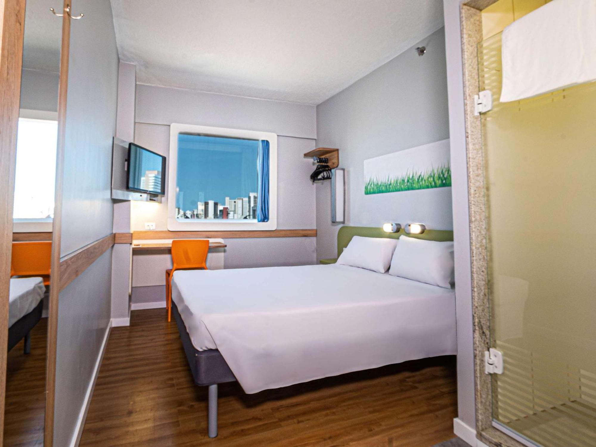 Ibis Budget Fortaleza Praia De Iracema Buitenkant foto