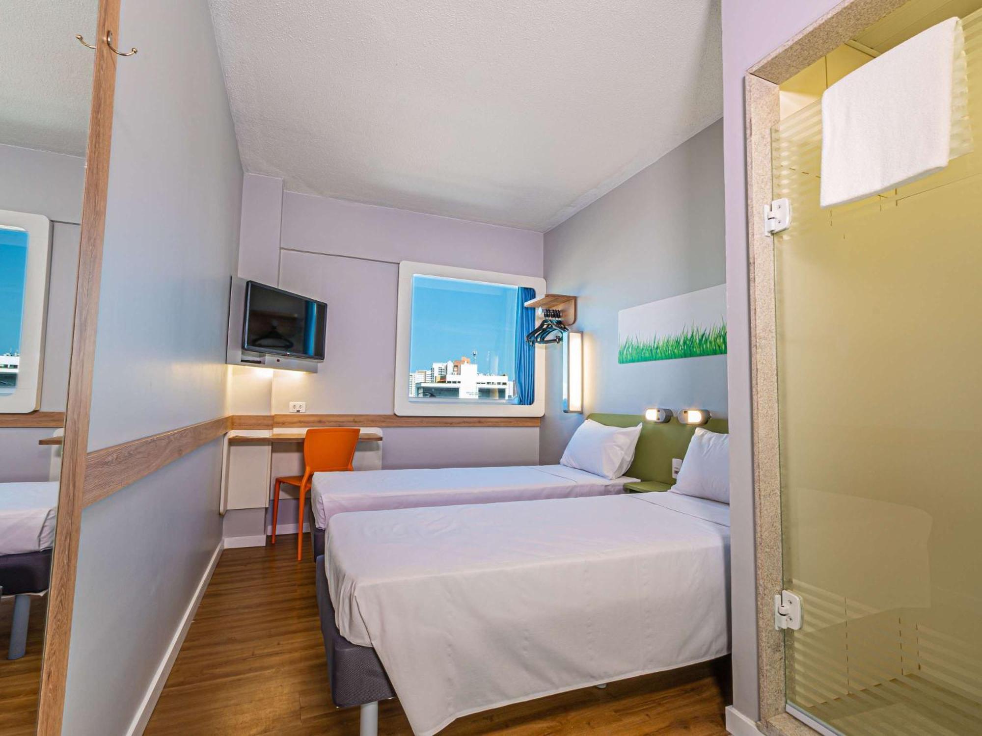 Ibis Budget Fortaleza Praia De Iracema Buitenkant foto